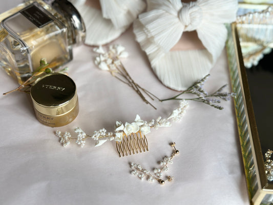 POETIQUE / peigne mariée fleurs et perles