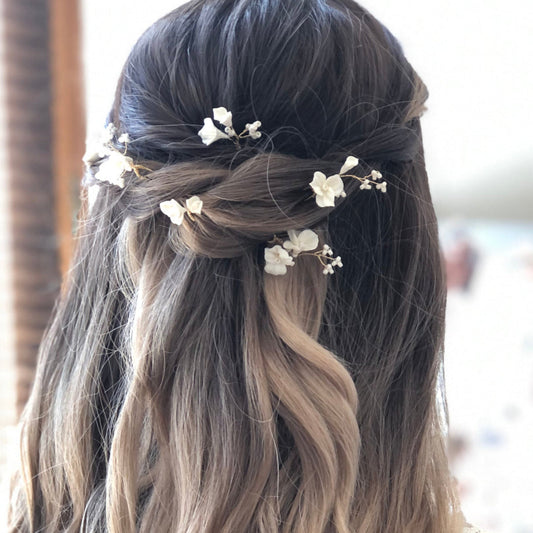 6 pics à chignon fleurs et perles