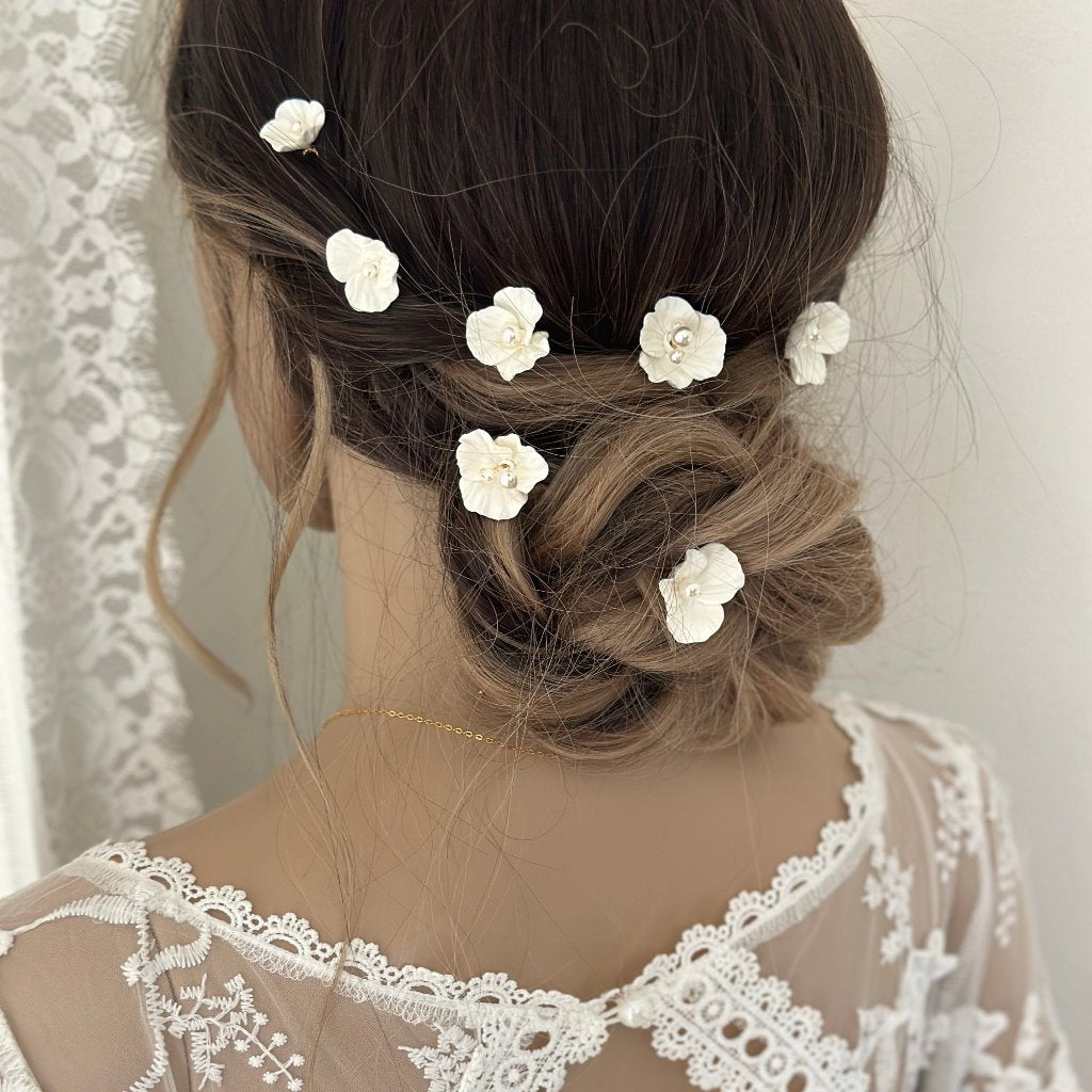 fleurs et perles pic chignon