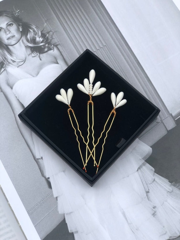 Broche cheveux mariage porcelaine