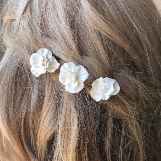 pic à chignon fleur blanche porcelaine