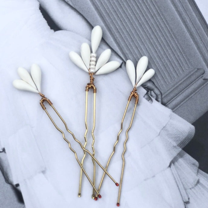 Pic à chignon porcelaine témoins