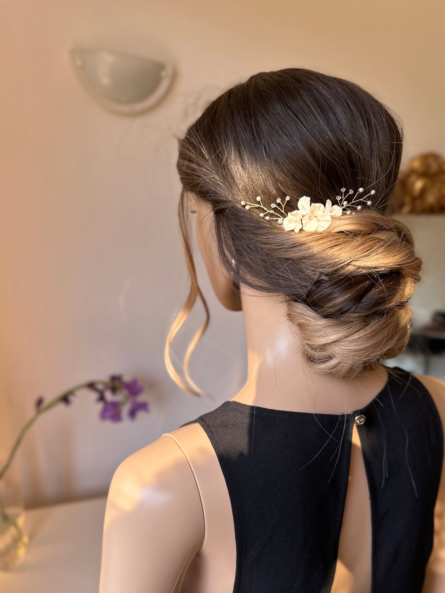 Peigne Mariage Floral en Porcelaine et Cristal