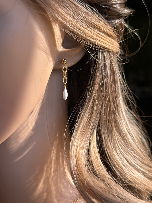 Boucles d’oreilles pendantes élégante mariage porcelaine et or 