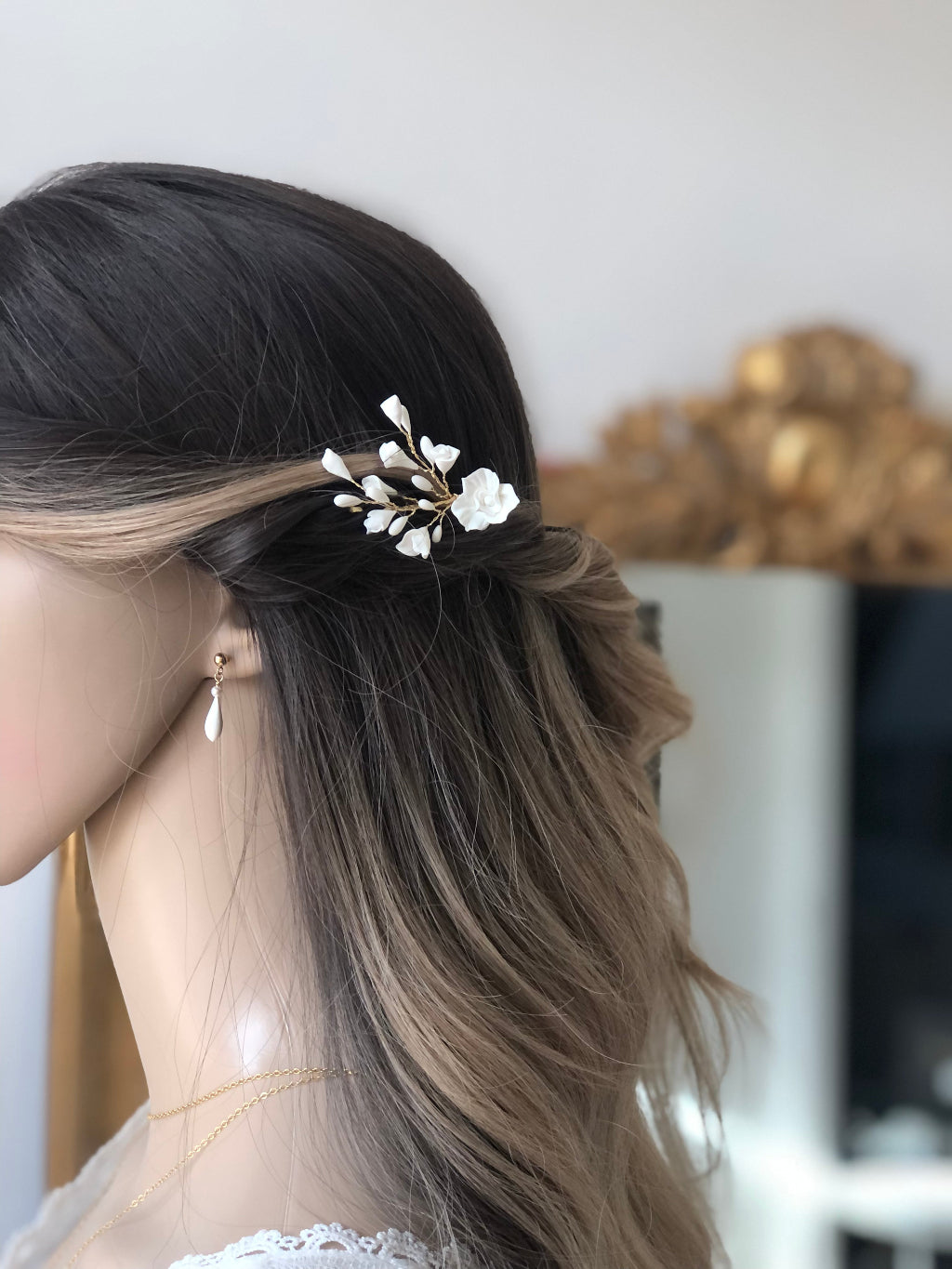Barrette LILA Accessoire cheveux mariage fleurs et gouttes en