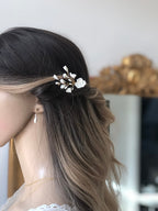 Barrette LILA - Accessoire cheveux mariage fleurs et gouttes en porcelaine