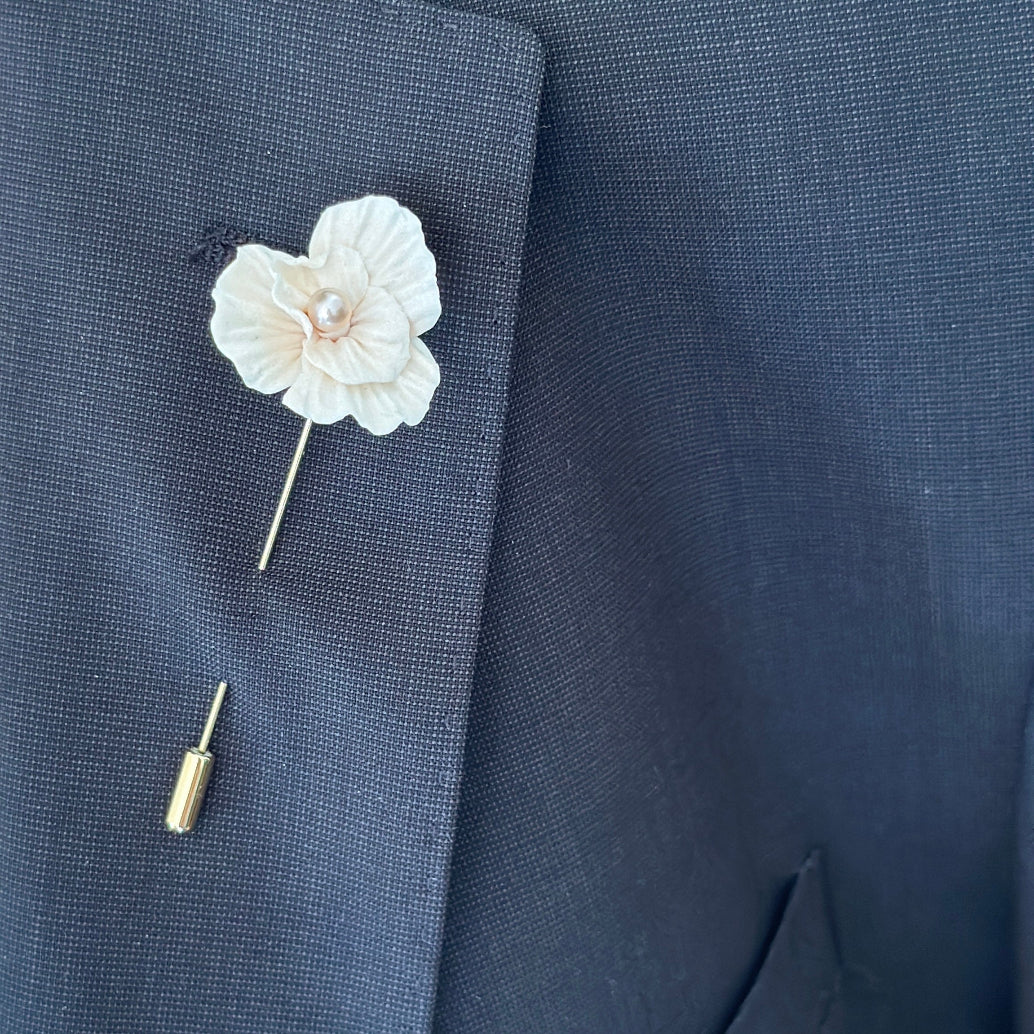 Boutonnière fleur rose