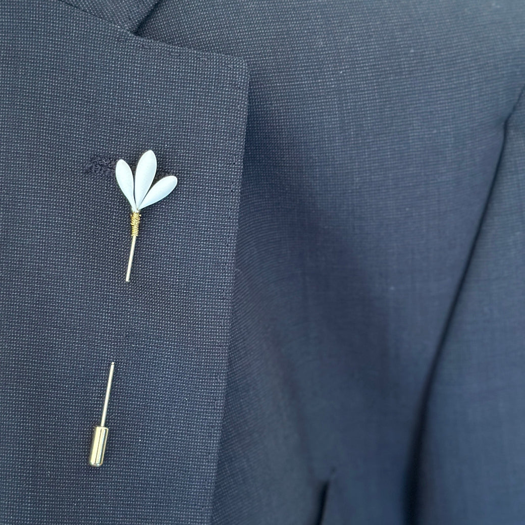 Boutonnière gouttes porcelaine