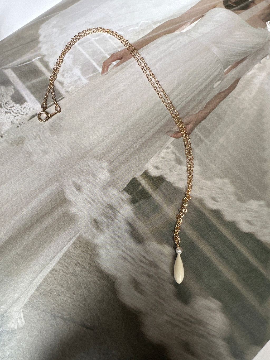 collier goutte