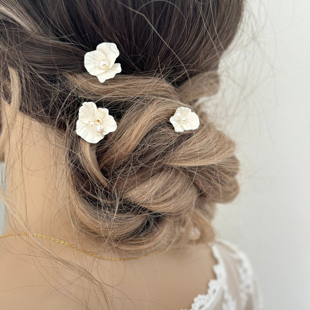 PICS CHEVEUX FLEURS ET PERLES