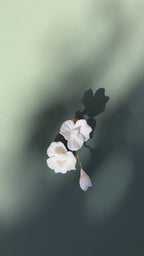 Boutonnière costume de mariage fleur porcelaine