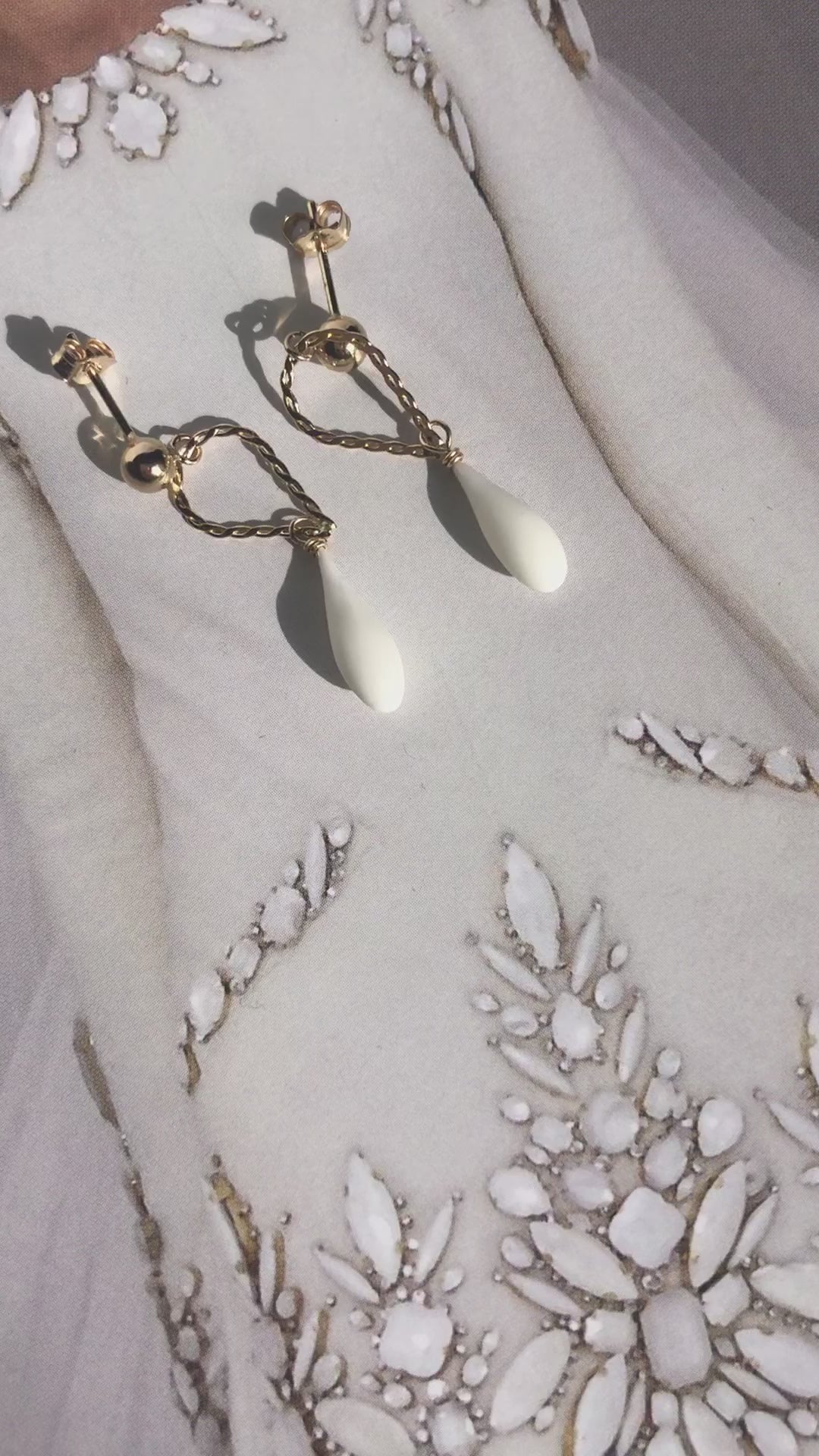 Boucles d'oreilles porcelaine mariée